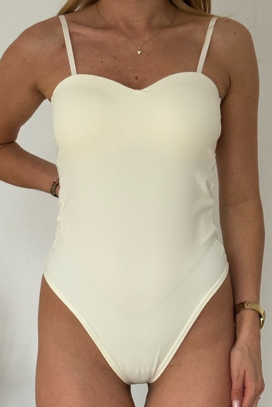 BODY MARGOT w kolorze złamanej bieli